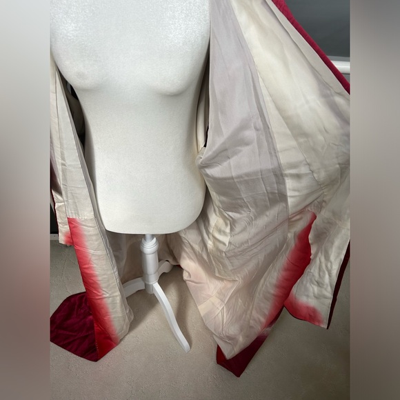 Beautiful Silk Vintage Japanese Kimono Crimson Robe Rare Wafu Red Japan Vampire - Picture 7 of 9